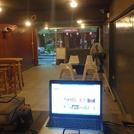 Wacky Fun Party Hostel Bangkok Exteriér fotografie
